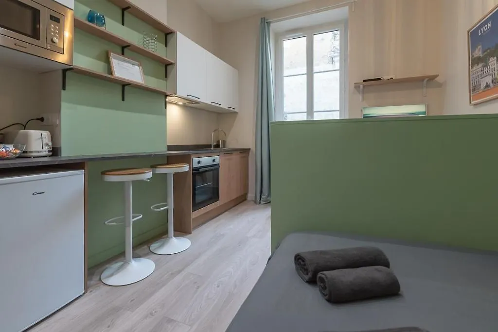 Ferienwohnung Let'S- 2 And 1 - Sweet Voltaire Lyon 0*,  Frankreich